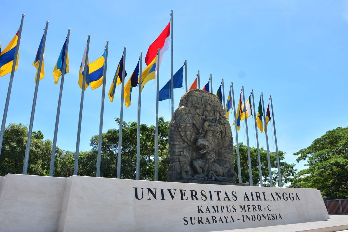 Universitas Airlangga di Surabaya, Jawa Timur.