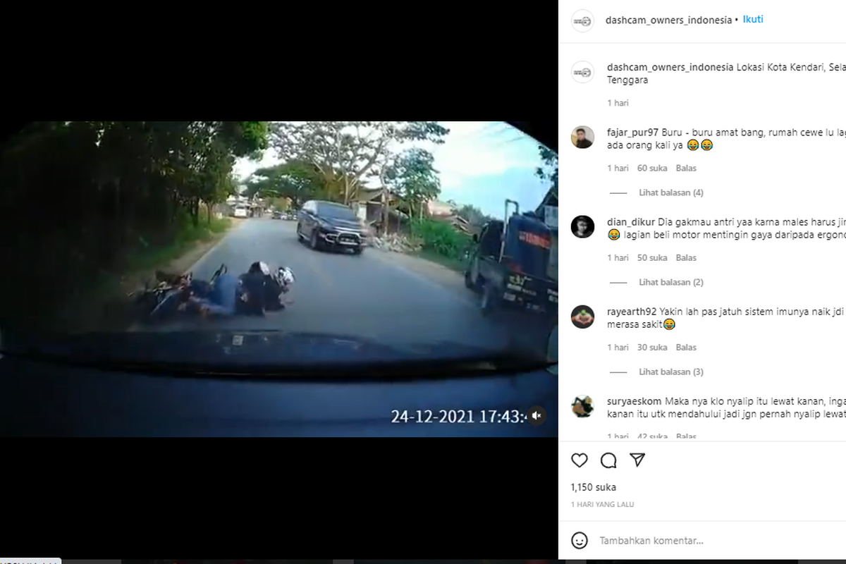 Pengendara motor terjatuh kerana berusaha menyalip dari sebelah kiri jalan