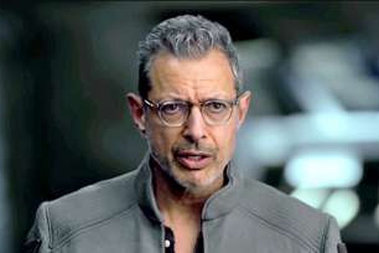 Jeff Goldblum berperan sebagai David Levinson alias Dave dalam film Independence Day: Resurgence.