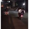 Viral, Video Sekelompok Pemuda Ngebut Naik Motor Sambil Bawa Celurit di Bekasi 