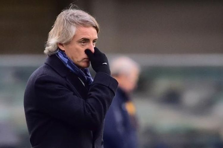 Roberto Mancini mendampingi Inter Milan saat menang 3-1 atas Sampdoria pada lanjutan Serie A, Sabtu (20/2/2016) atau Minggu dini hari WIB.