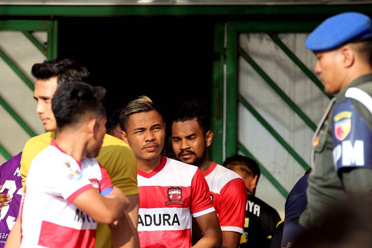 Pemain Madura United, Asep Berlian. 