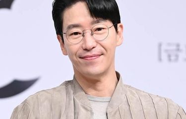 Agensi Uhm Ki Joon, Your Entertainment, telah mengonfirmasi bahwa aktor tersebut akan menikah pada Desember 2024.