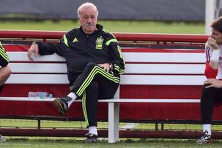 Xavi Hernandez dan Iker Casillas saat latihan bersama tim nasional Spanyol pada Piala Dunia 2014 lalu. 