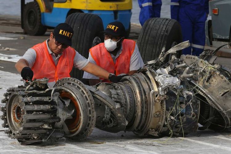 Pesawat Boeing milik Lion Air jatuh di Laut Jawa tidak lama setelah lepas landas bulan Oktober 2018.