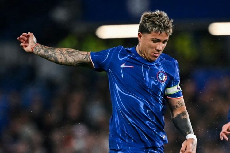 Enzo Fernandez Diskors Dua Laga, Sang Agen Kecam Chelsea
