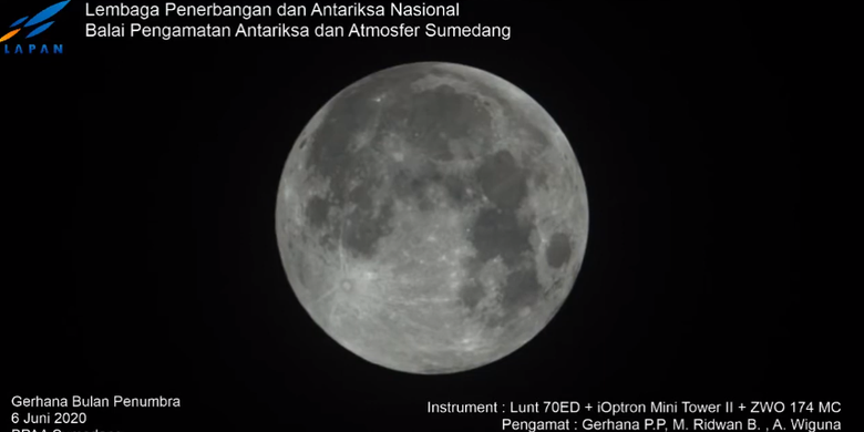 Foto pengamatan gerhana bulan penumbra pukul 01.02 WIB, Sabtu (6/6/2020)