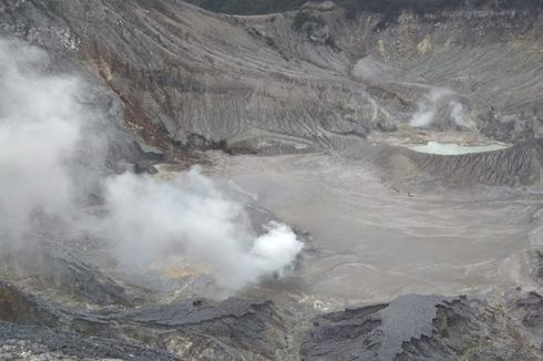 Keluarkan Asap Putih, Status Gunung Tangkuban Parahu Level I