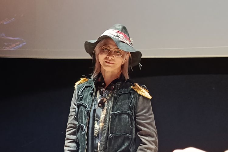 Penyanyi dan musisi asal jepang, HYDE saat konferensi pers di Jakarta Selatan, Jumat (31/10/2025).