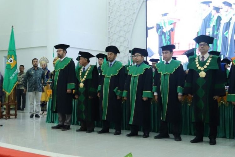 UIN Ar-Raniry kedatangan 7 guru besar baru.