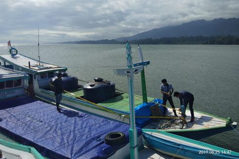 Polisi Tangkap Kapal Kayu Pengangkut BBM Ilegal, 8.000 Liter Solar Diamankan