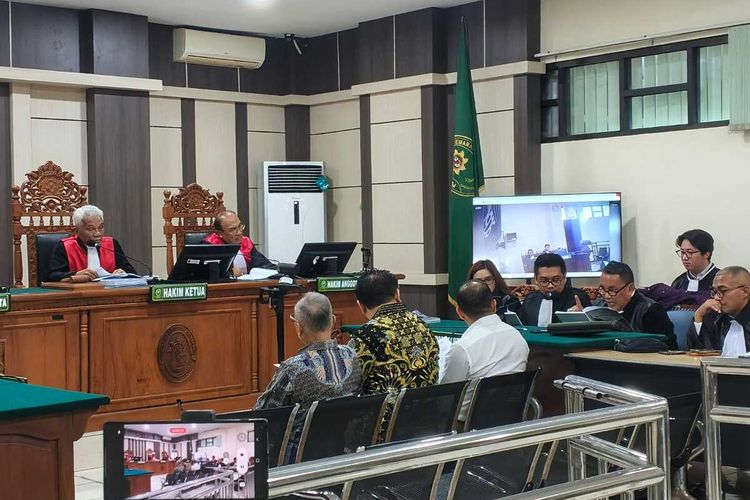 Belum Siap Dibacakan, Hakim Tunda Vonis Kasus Korupsi Duo Bos Sritex