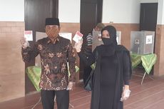 Didampingi Anak dan Istri, Bagyo Nyoblos di TPS 8 Penumping