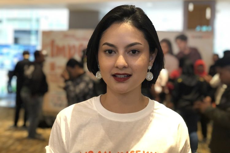 Clara Bernadeth saat dijumpai usai screening film Imperfect di kawasan Epicentrum Kuningan, Jakarta Selatan, Selasa (10/12/2019). 