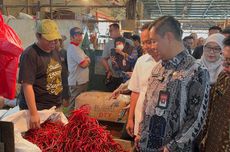 Depan Pj Gubernur, Pedagang Pasar Induk Kramat Jati Curhat Harga Bawang Naik