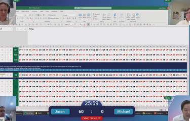 Beginilah jalannya kompetisi esports Microsoft Excel FMWC. Partisipan berusaha memecahkan setiap tantangan menggunakan kemampuan finacial modeling dan Microsoft Excel. 