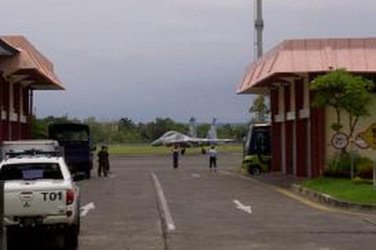 Pesawat Sukhoi saat di Base Ops Ngurah Rai Bali