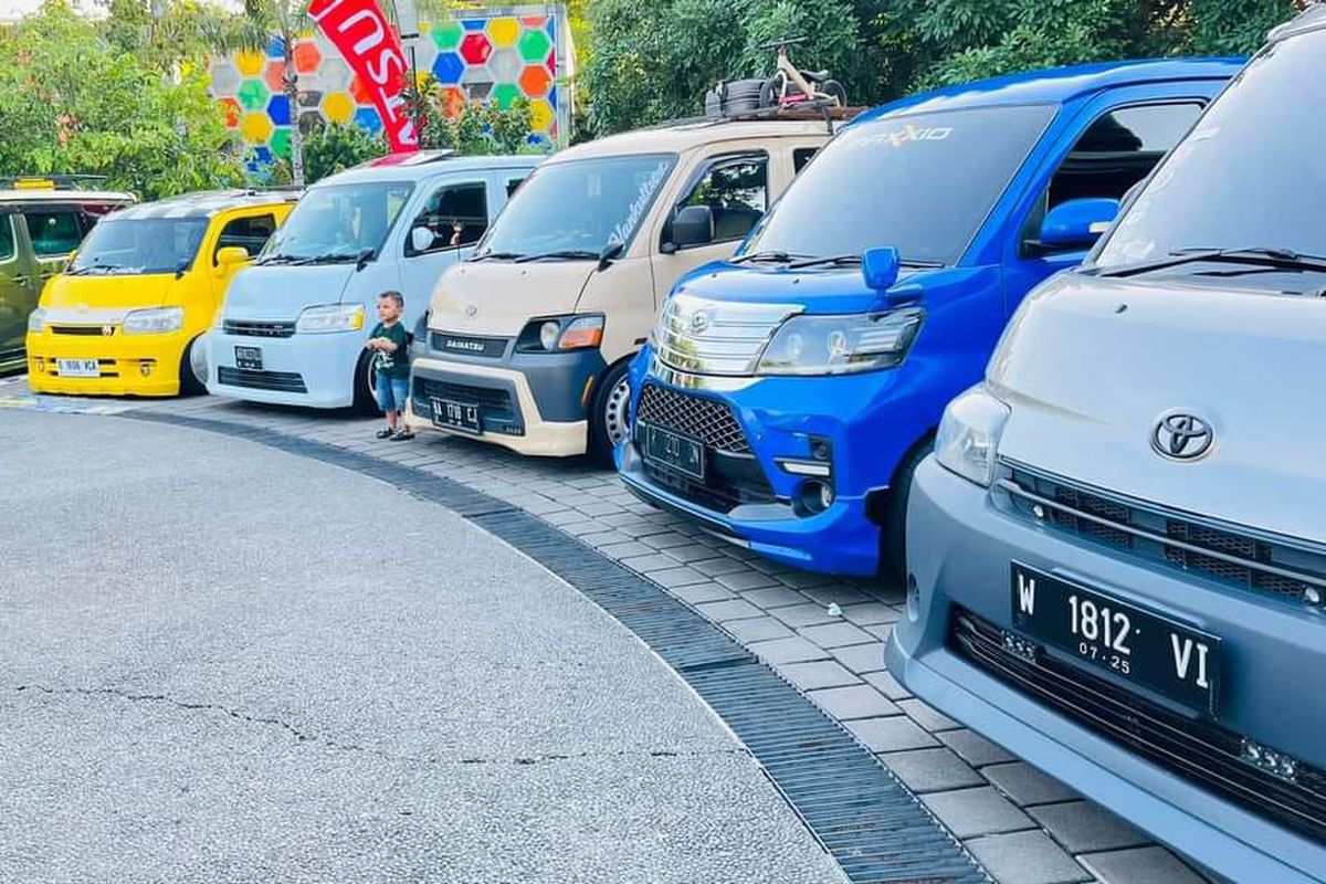 Pemilik Daihatsu Gran Max dan Luxio yang tergabung dalam komunitas Maxxio melaksanakan Jambore Nasional ke 8. Kegiataan sukses diseleggarakan di Singaraja-Bali pada 30 Juni 2024.