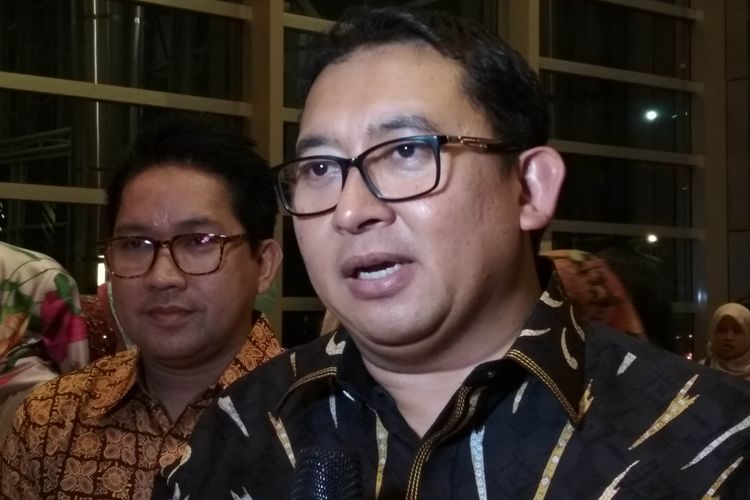 Wakil Ketua DPR RI, Fadli Zon Ketika Ditemui Dalam Acara Tadarus Puisi Ramadhan di Taman Ismail Marzuki, Jakarta, Kamis (1/6/2017).