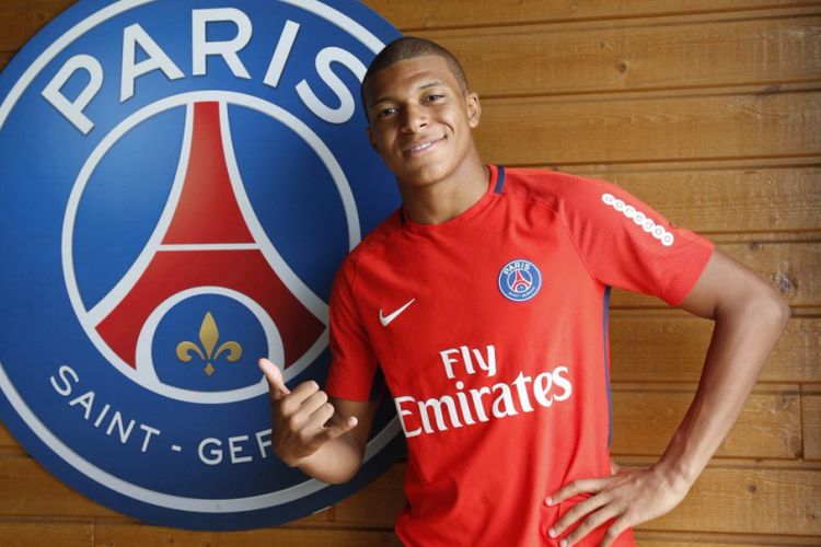 Kylian Mbappe sudah bergabung dengan Paris Saint-Germain pada Senin (4/9/2017). 