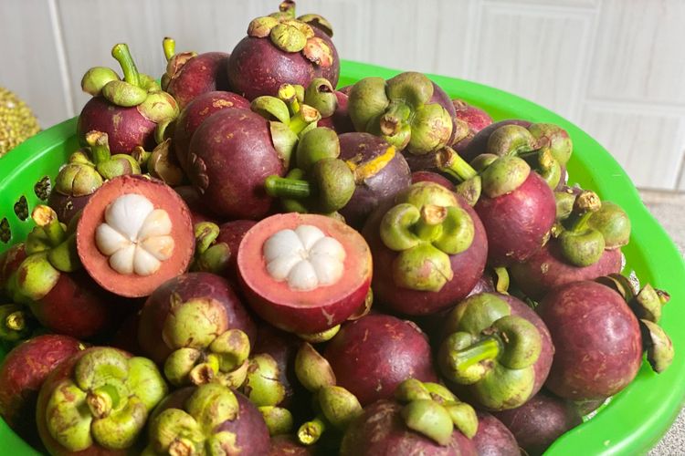 Benefits of mangosteen fruit for diabetics.