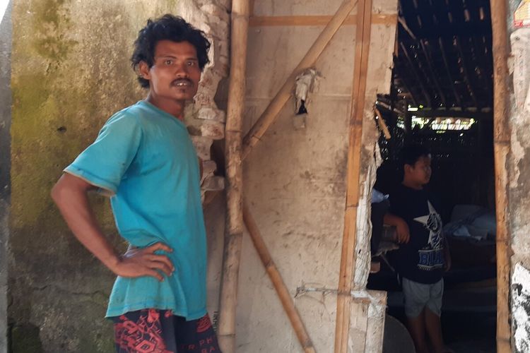 Wahyudi Purnomo, anak kedua Mariyam saat ditemui di rumahnya Kampung Kedunggudel RT 001/RW 003 Kelurahan Kenep, Kecamatan Sukoharjo, Kabupaten Sukoharjo, Jawa Tengah, Senin (4/5/2020).