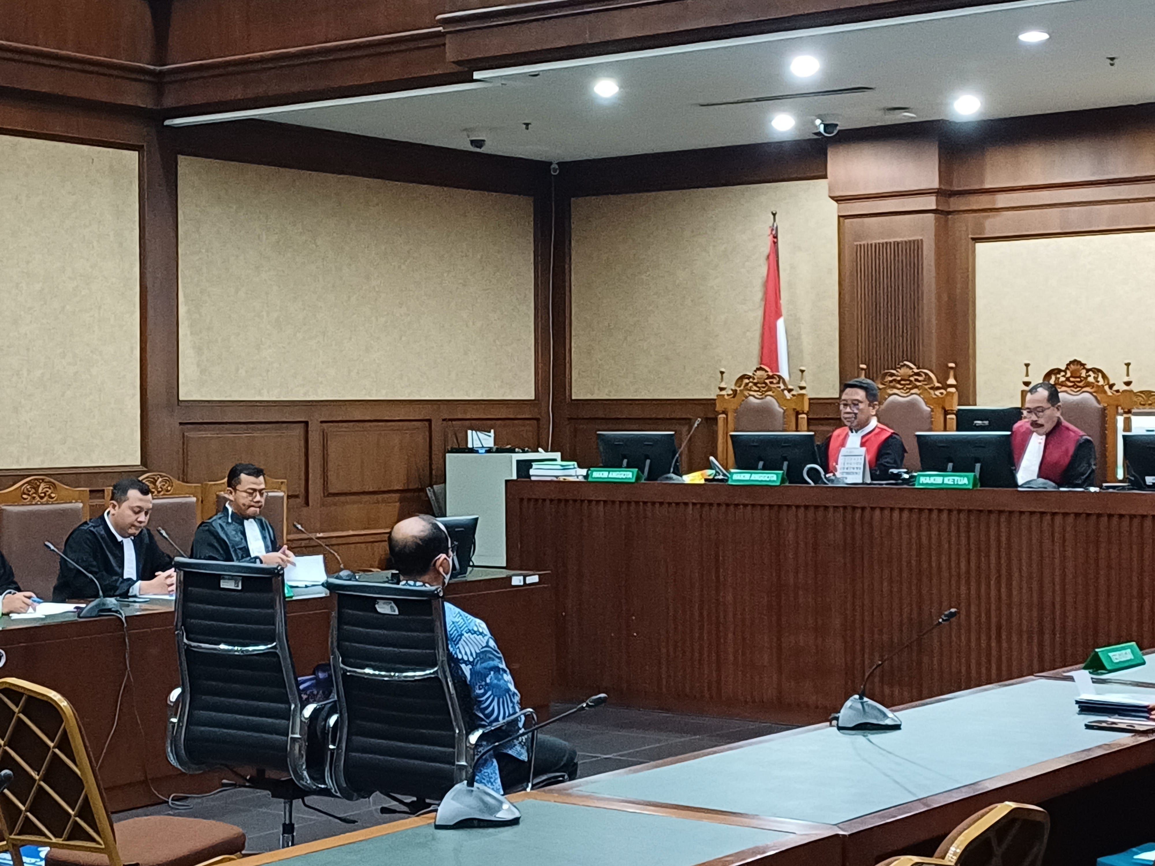 Dugaan TPPU Hakim Gazalba Saleh: Beli Alphard, Kredit Rumah Bareng Wadir RSUD di Jakarta