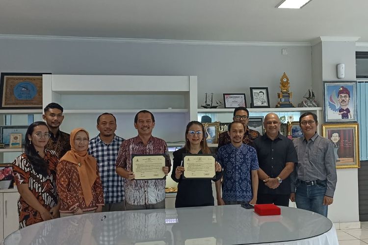 ITB Stikom Bali menjalin kerja sama dengan Parallaxnet, platform pembelajaran digital, pada Jumat, 26 Januari 2024, di Kampus Stikom Bali, Denpasar, Bali.