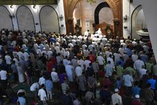 Awal Ramadhan, Masjid Kota Semarang Dipenuhi Jemaah Shalat Tarawih