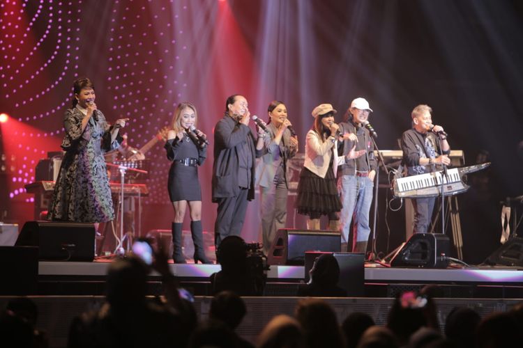 Mus Mujiono Bermasker di Panggung Java Jazz: Tepuk Tangan untuk Indonesia
