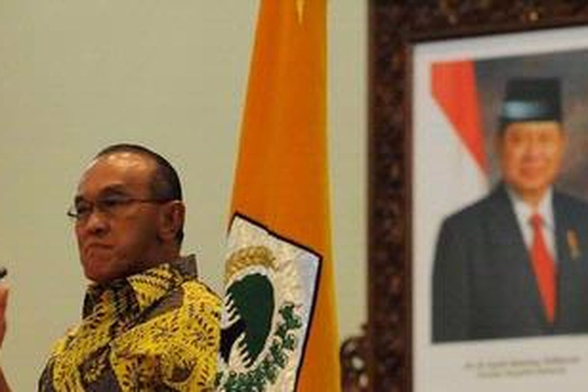 Ketua Umum Partai Golkar, Aburizal Bakrie.