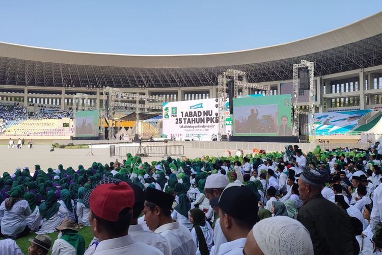 Partai Kebangkitan Bangsa (PKB) menyelenggarakan syukuran hari lahir (harlah) ke-25 PKB di Stadion Manahan Solo, Minggu (23/7/2023).