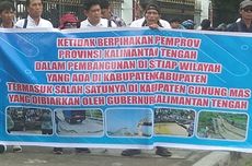 Jalan Provinsi Kerap Rusak Akibat Angkutan Perusahaan, Puluhan Massa Demo di Kantor DPRD Kalteng