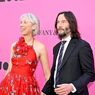 Gaya Berpakaian Keanu Reeves di Moca Gala 2023 Jadi Perdebatan