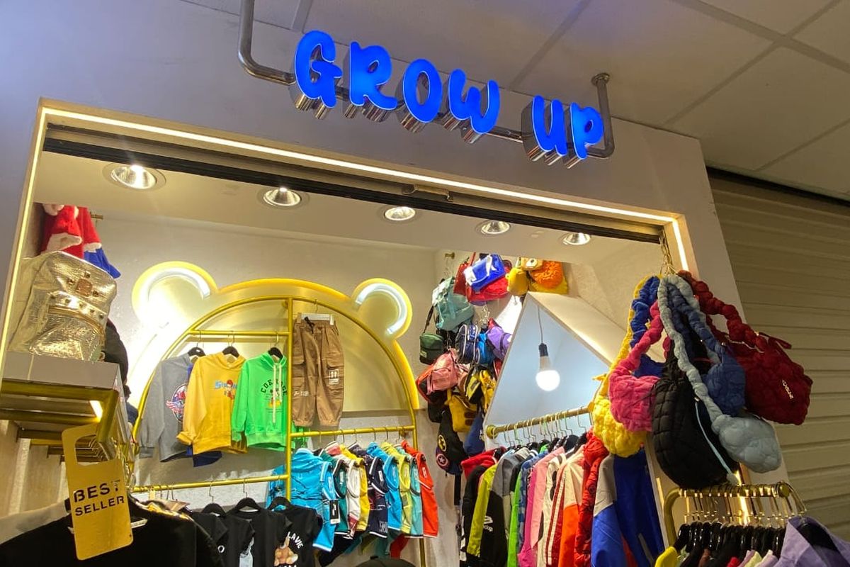 Outlet Grow Up, Usaha Kids Clothing, di Little Bangkok Tanah Abang, Jakarta Pusat