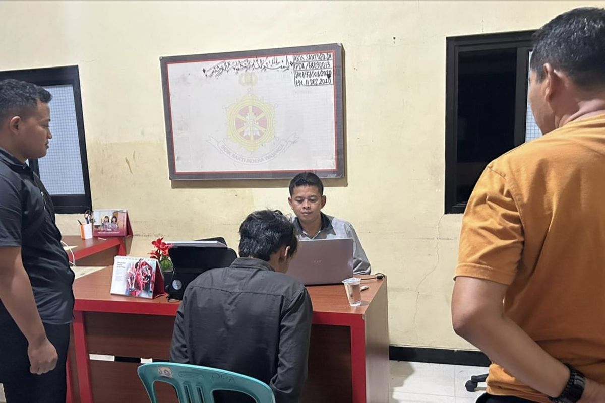 MN diperiksa penyidik Unit PPA Polres Probolinggo setelah ditangkap polisi di wilayah Kota Probolinggo. 