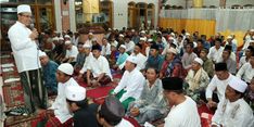 Bupati Banyuwangi Keliling Masjid, Paparkan Program Beasiswa