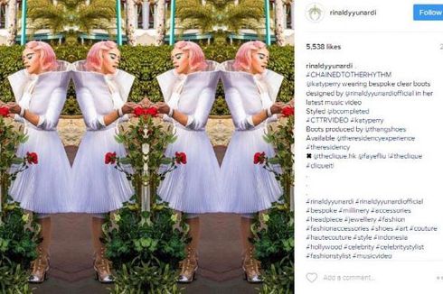 Katy Perry Kenakan Sepatu Rancangan Desainer asal Indonesia