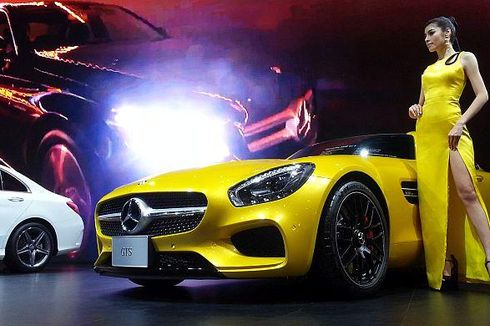 Mercedes-AMG GT S Unjuk Gigi di Bangkok