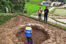 Penyebab Munculnya Lubang Misterius di Area Persawahan Bandung Barat Menurut Ahli dari ITB