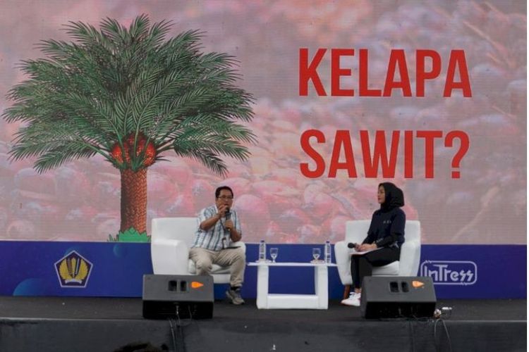 Talk show ?24 Jam Bersama Sawit? yang dibawakan oleh Kepala Divisi Pengembangan Biodiesel BPDPKS Nugroho Adi Wibowo. 


