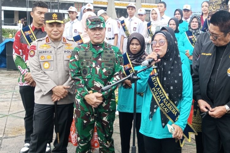 Jeritan Emak-emak Panipahan: Anak Kelas 4 SD Sudah Bisa Buat Bong Sabu