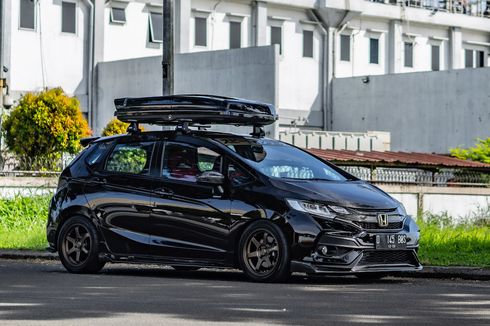 Modifikasi Honda Jazz Street Race, Tampil Klimis Pakai Roof Box