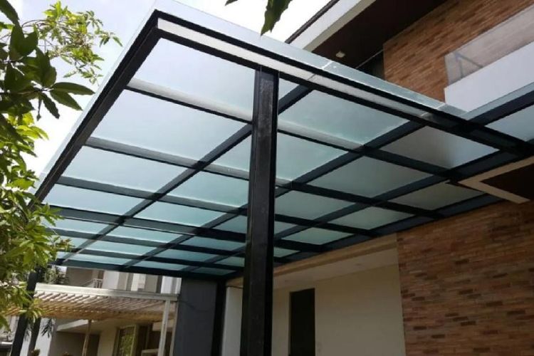 Ilustrasi genteng kaca. 