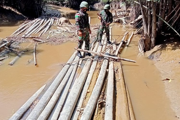 Prajurit LANAL Nunukan Kaltara mengamankan 480 batang nibung di pulau Sebaung dalam operasi pencegahan penyelundupan kayu nibung ke Indera Sabah Malaysia. Ada 10 penebang diamankan dalam operasi yang digelar 14 Februari 2021