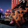 Detik-detik Porsche Terbakar Usai Tabrak Truk di Tol Jagorawi, Warga: Awalnya Meledak, terus Keluar Api