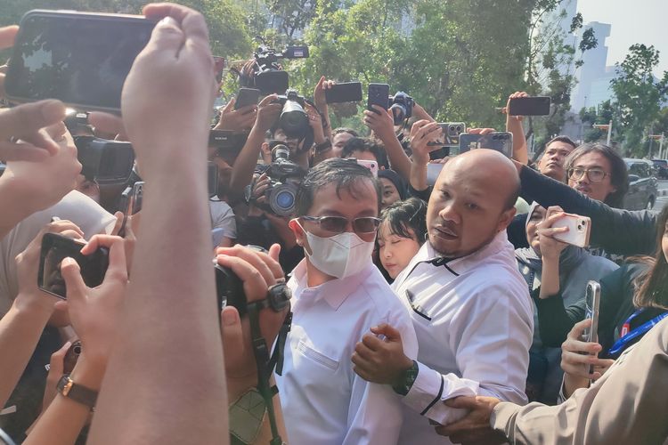 KPK States BNPB Secretary Rustian is Still a Witness Despite Being Snared in Sting Operation