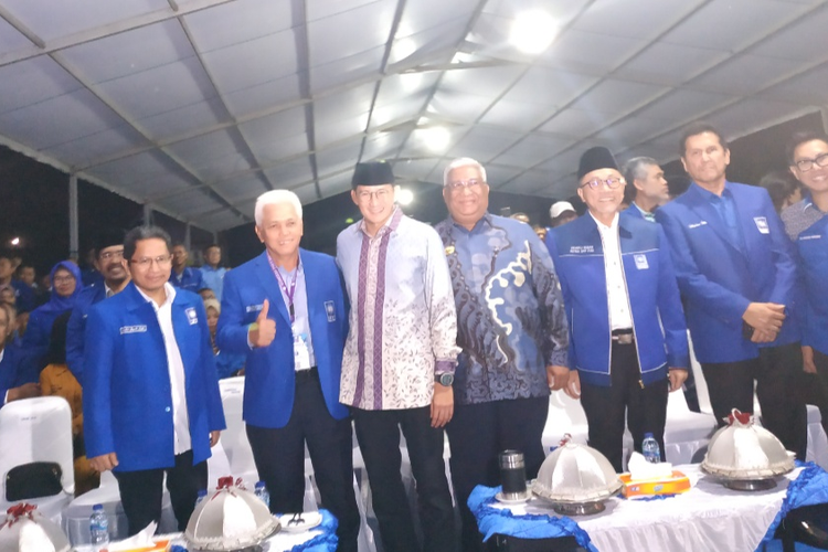 Wakil Ketua Dewan Pembina Partai Gerindra Sandiaga Salahuddin Uno menghadiri pembukaan Kongres V PAN di Lapangan MTQ, Kendari, Sulawesi Tenggara, Senin (10/2/2020) malam.