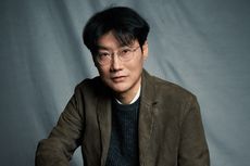 Hwang Dong Hyuk Singgung Squid Game Season 2 Saat Terima Piala Emmy Awards 2022