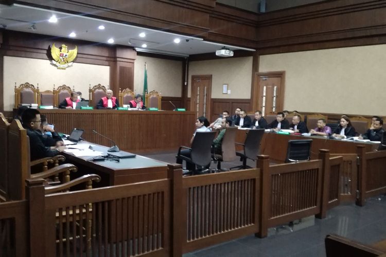 Sidang pemeriksaan saksi untuk tiga terdakwa kasus dugaan suap terkait pengurusan kuota impor bawang putih di Pengadilan Tindak Pidana Korupsi, Jakarta, Senin (18/11/2019)